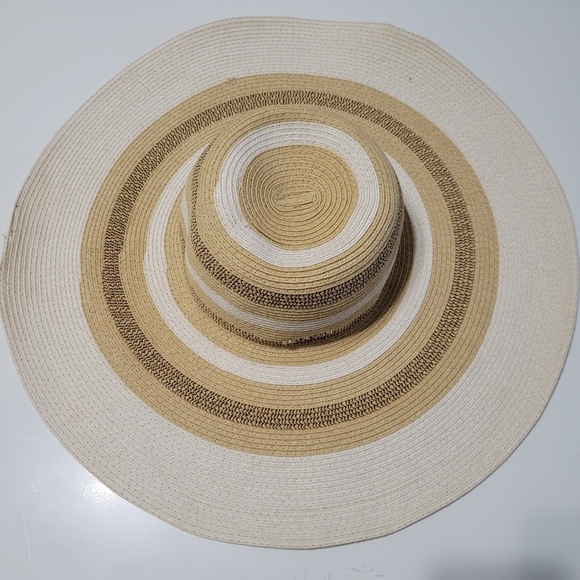 Calvin klein floppy multi color sumer hat - Picture 7 of 8